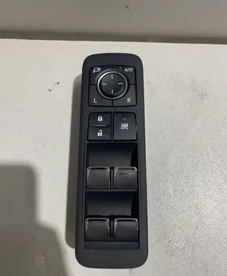 Lexus RX 450H Electric window control switch 8404048220