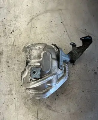 Mercedes-Benz C W204 Heat shield in engine bay A6511500075