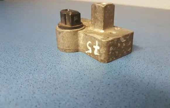 Audi 100 S4 C4 Air pressure sensor 0281002018