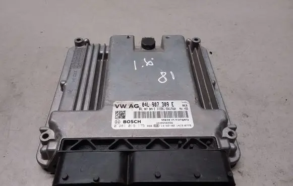 Audi A3 S3 8V Engine control unit/module 04L907309E 0281019175