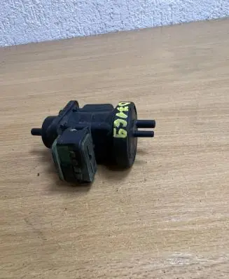 Mercedes-Benz E W210 EGR valve A0005450527 D7169