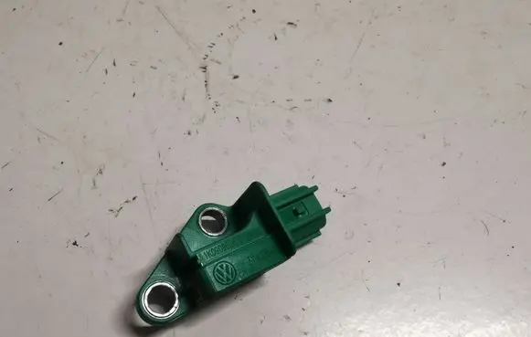Audi A5 8T 8F Airbag deployment crash/impact sensor 1K0909606C