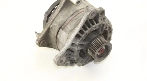 Volkswagen Golf V Generator/alternator 03C903023D