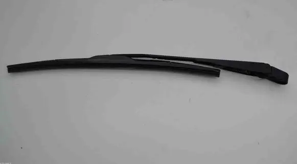 Honda Civic IX Rear wiper blade arm