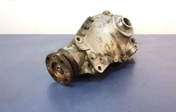BMW 7 G11 G12 Front differential 7647386