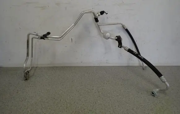 KIA Soul Air conditioning (A/C) pipe/hose