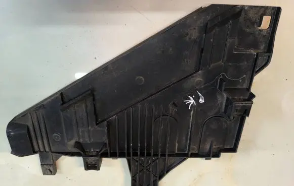 Land Rover Freelander 2 - LR2 Headlight/headlamp mounting bracket 6H5213D084B