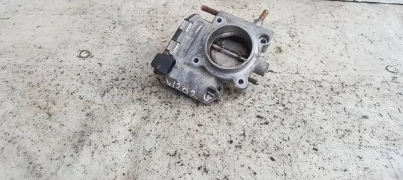 Mercedes-Benz C W203 Throttle body valve 0280750067 A1111410225