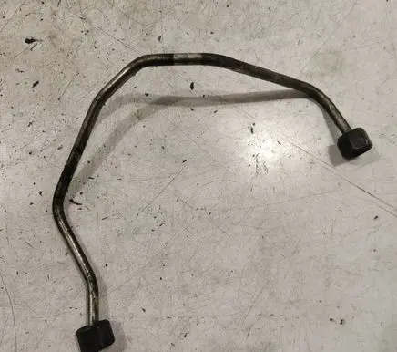 Fuel injector supply line/pipe