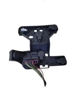 Toyota Avensis T250 Tail light bulb cover holder 89070472
