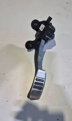 Ford Mustang VI Accelerator throttle pedal CR339F836AB
