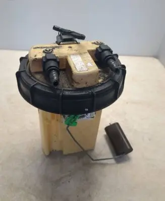 Dacia Sandero Fuel injection high pressure pump