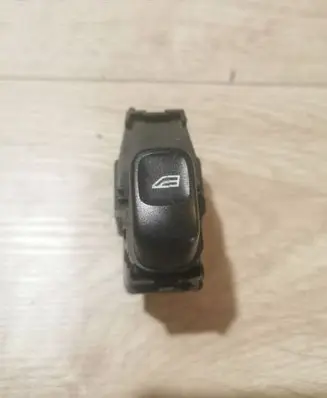 Volvo XC90 Electric window control switch 30658696