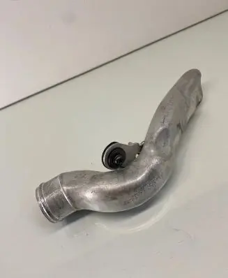 Volkswagen Golf VII Intercooler hose/pipe 5Q0129565G