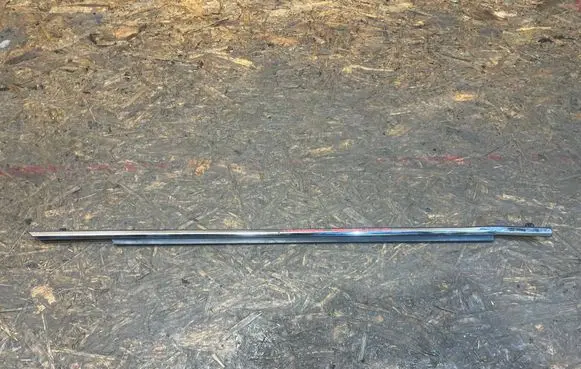 Mazda CX-5 II Front door glass trim molding KB7WFRR S2510G559-M