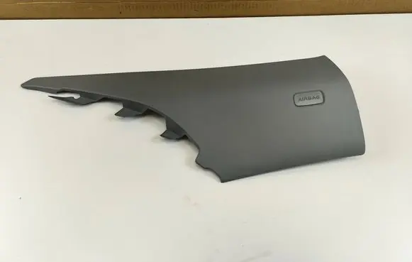 (C) pillar trim