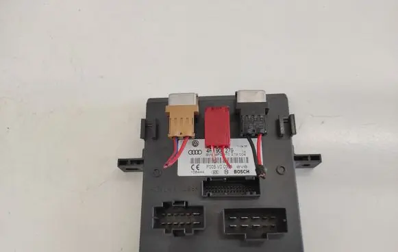 Audi A6 S6 C6 4F Comfort/convenience module 4F0907279 4F0910279008