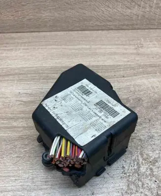 Volkswagen Golf IV Fuse box set 1J0970096A 1J1970007J