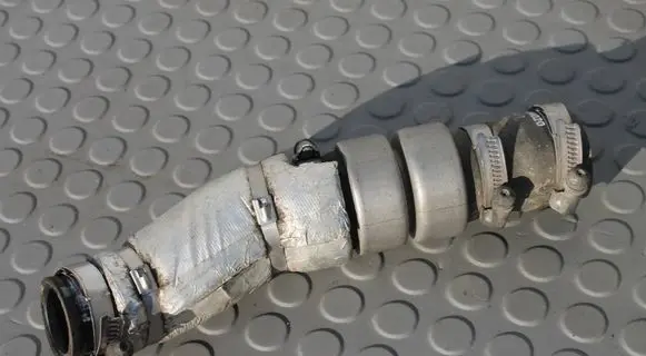 Intercooler hose/pipe