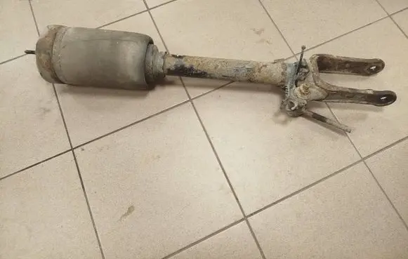 Mercedes-Benz GL X164 Air suspension front shock absorber 