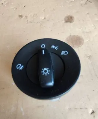 Skoda Octavia Mk2 (1Z) Light switch 1Z0941431F 04067402