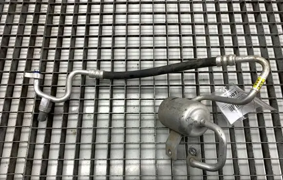 KIA EV6 Air conditioning (A/C) pipe/hose 