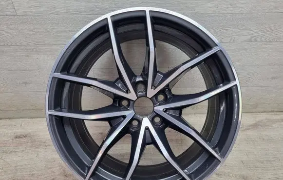 BMW Z4 g29 R18 alloy rim 6883637