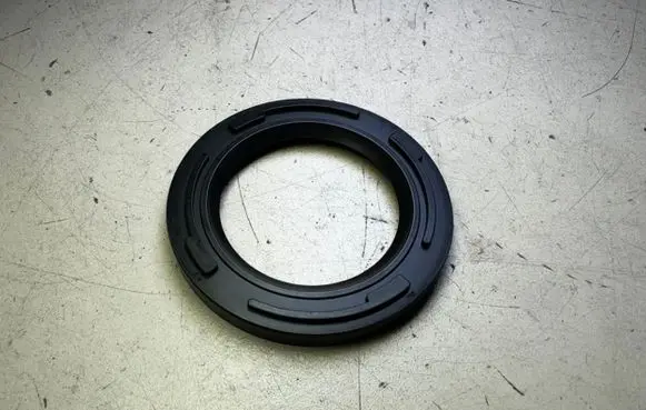 Mitsubishi Pajero Gearbox transfer box case MR145792