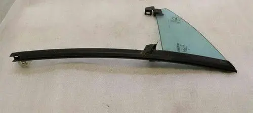 Mercedes-Benz CLS AMG C219 Rear door window glass A2197301455