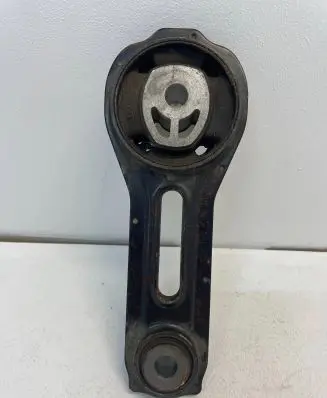 Mitsubishi Eclipse Cross Engine mount bracket