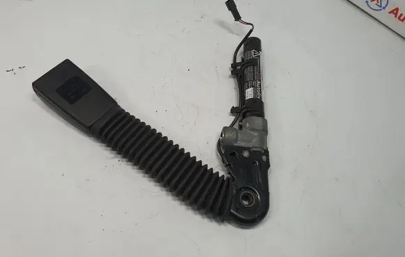 BMW 5 GT F07 Front seatbelt buckle 9115305 72119115306