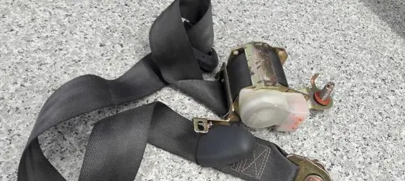 Hyundai Trajet Rear seatbelt 89810-3A010