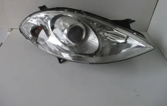 Mercedes-Benz A W169 Headlight/headlamp A1698200661