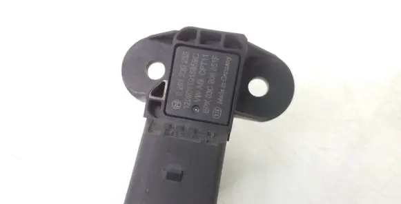 Volkswagen Up Air pressure sensor 0261230235 03C906051F