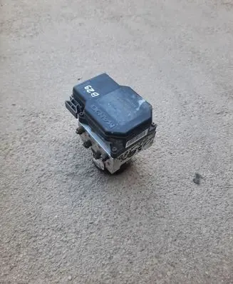 KIA Carens I ABS Pump 0K2FC437A0 5WY7206A BH60103600