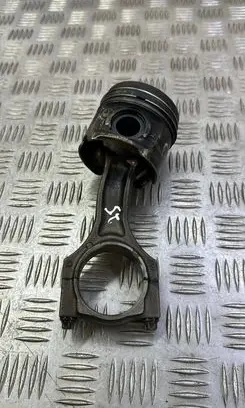 Piston with connecting rod