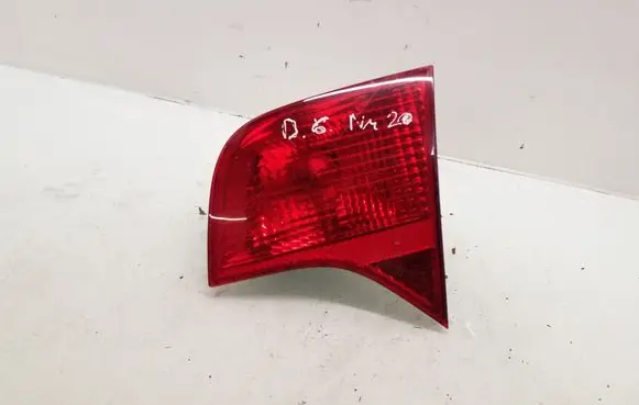 Audi A4 S4 B7 8E 8H Tailgate rear/tail lights