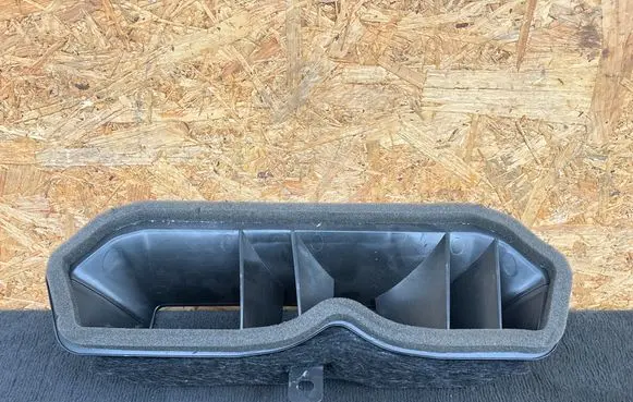 Audi e-tron Cabin air duct channel 4KL858431 1111129 A019845