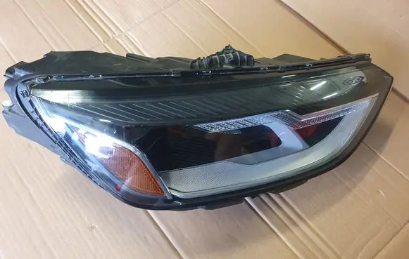 Audi A4 S4 B9 Headlight/headlamp 8W0941012B
