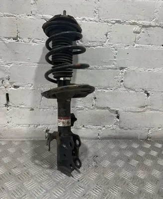 Toyota Avensis T270 Front shock absorber/damper 4851005330