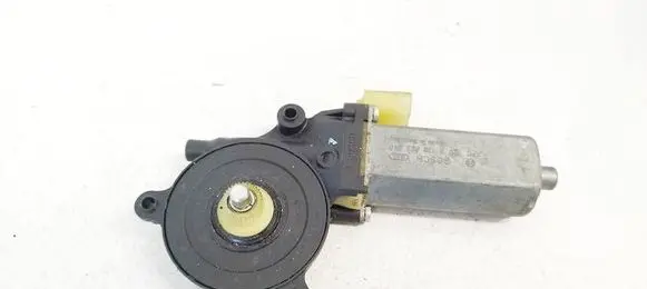 Audi A5 8T 8F Rear door window regulator motor 0130822040