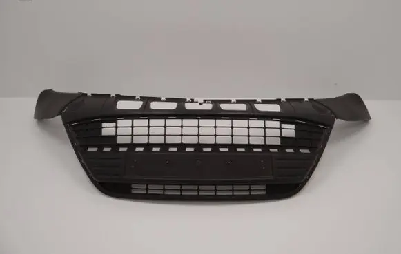 Ford Kuga I Front bumper 8V4117C749A