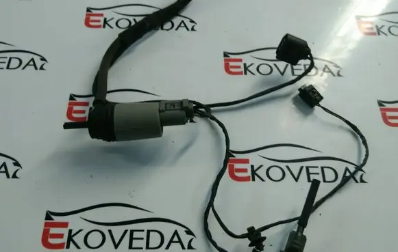 BMW 3 E92 E93 Windscreen/windshield washer pump 6934159