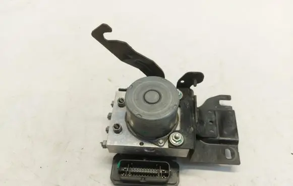 Renault Arkana ABS Pump 476608195R