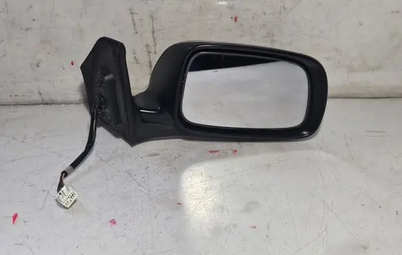 Front door electric wing mirror