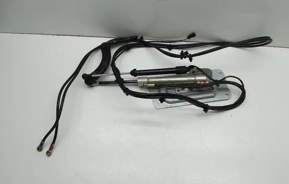Mercedes-Benz GL X164 Tailgate hydraulic set A1647400214 A1647400718 A1648201910