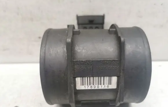 Opel Zafira B Mass air flow meter 22404016