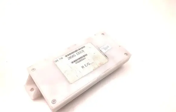 Nissan Pathfinder R51 Door control unit/module 28565-EB31B