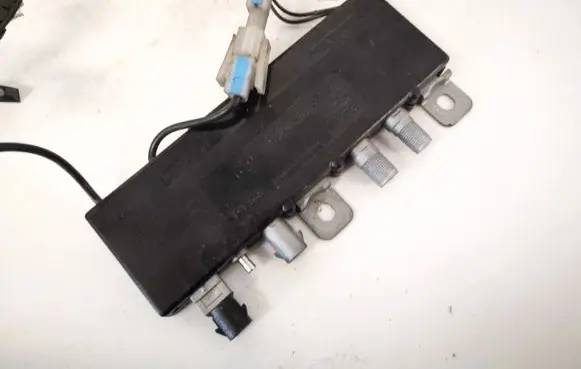 BMW 5 E39 Antenna control unit 65258352774 65.25-8352774