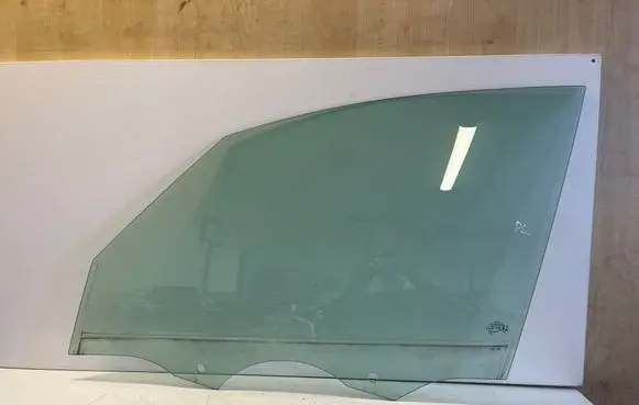 Cupra Born Front door window glass four-door 10A845201A